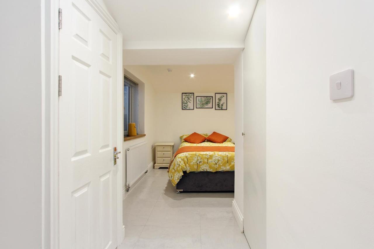 Ferienwohnung Splendid Flat In Kensington Olympia London Exterior foto